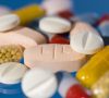 Aufsteiger Gilead auf Platz sechs: Zugpferd der US-Biotechnologen ist das Hepatitis-C-Medikament Sovaldi, auch als `1.000-Dollar-Pille` bekannt. Der Jahresumsatz des Unternehmens betrug 2015 32,2 Mrd. US-Dollar.